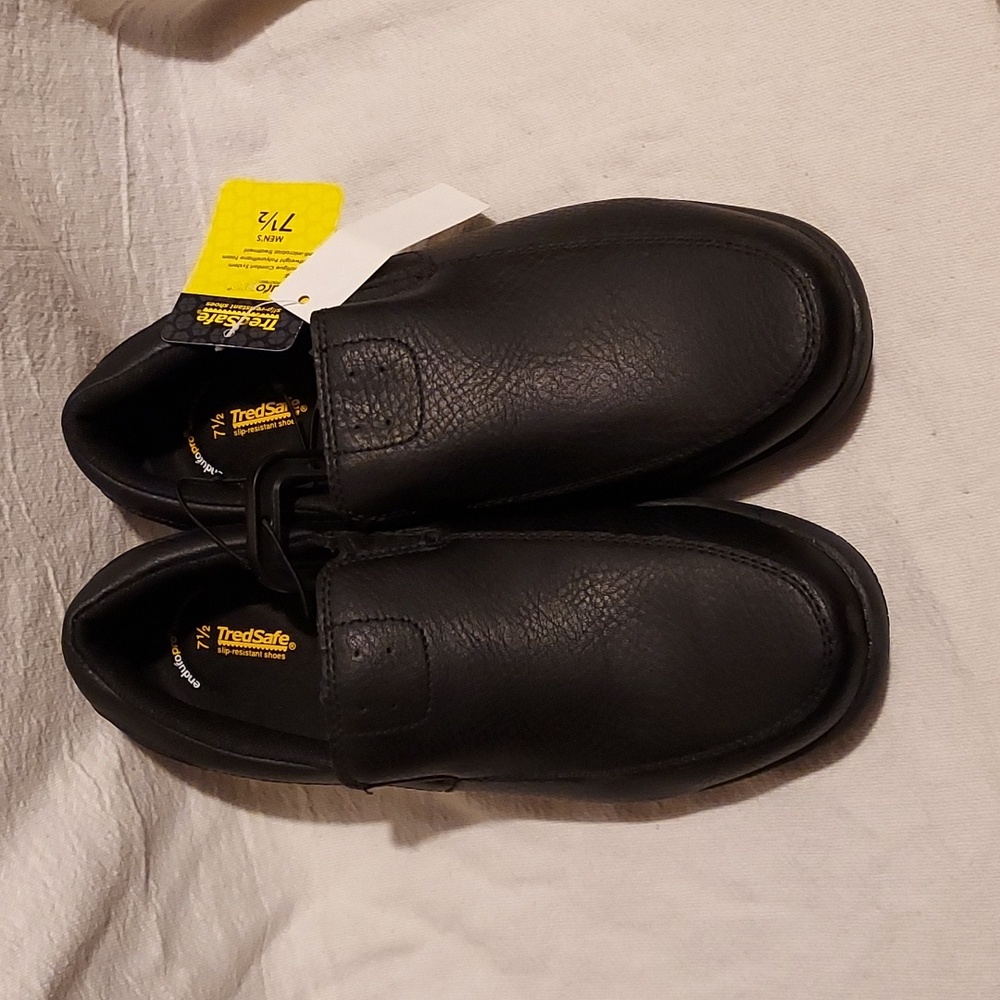 TredSafe slip-resistant shoes